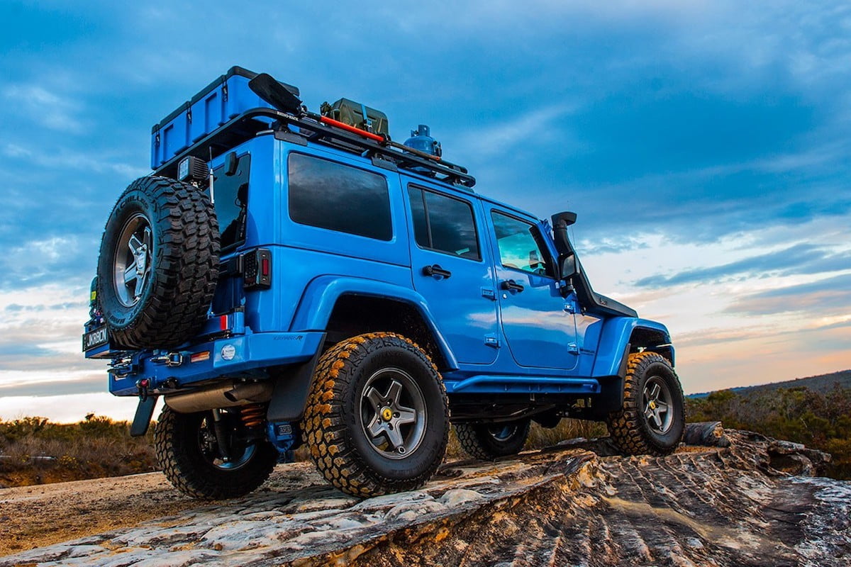 Jeep.Backbone.Blue.jpg